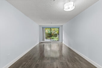 #101 -2119 Bellevue Avenue